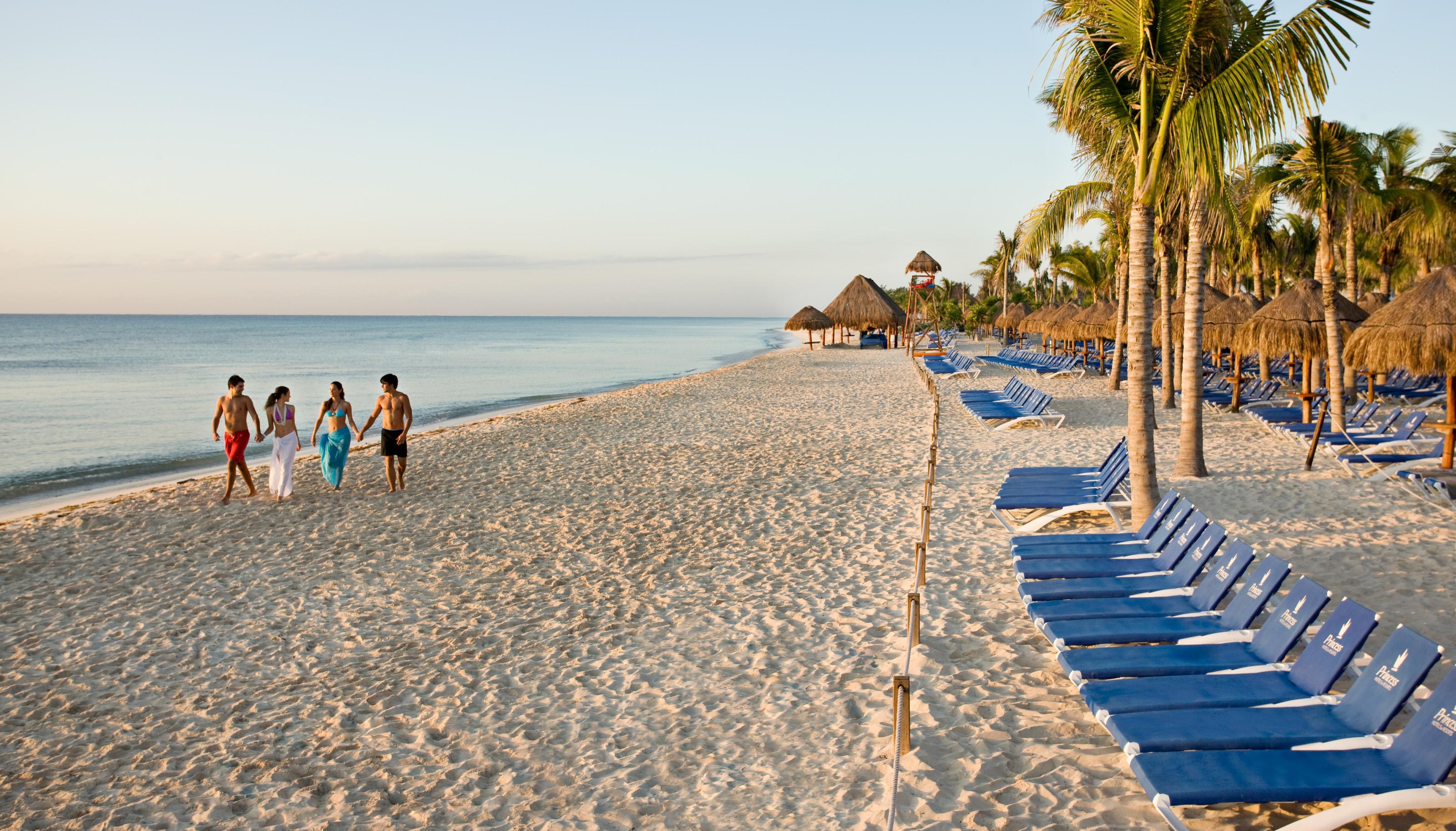 Grand Riviera Princess Плая дел Кармен Екстериор снимка Beach at the Grand Palladium Resort & Spa